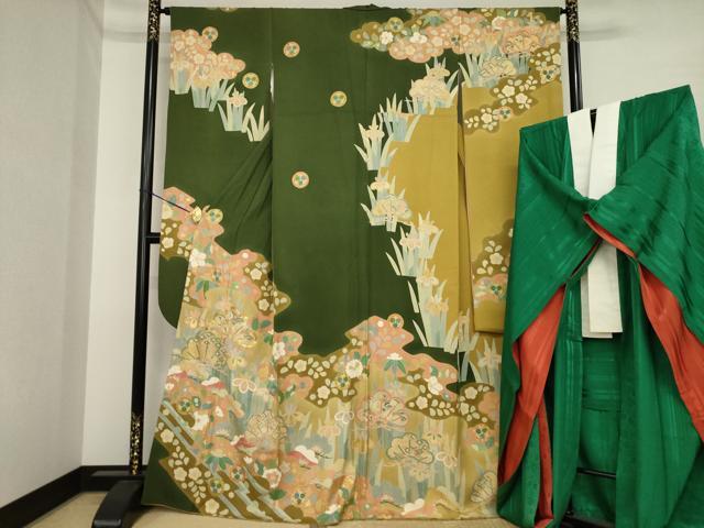 平和屋着物●豪華振袖・長襦袢セット　作家物　駒刺繍　吉祥花文　金彩　正絹　逸品　AABI9685ck
