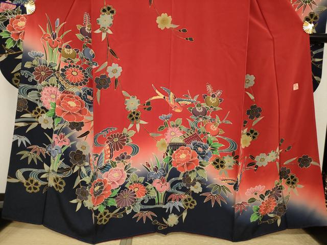 平和屋着物●手ざし京紅型染・宮崎紅型　宮崎良次　振袖・長襦袢(無双仕立て)セット　風景花鳥文　暈し染め　正絹　逸品　AABI9687ck