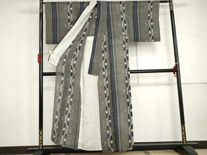 平和屋着物＊夏物　紗紬　琉球絣文様　正絹　逸品　AABI9726cs