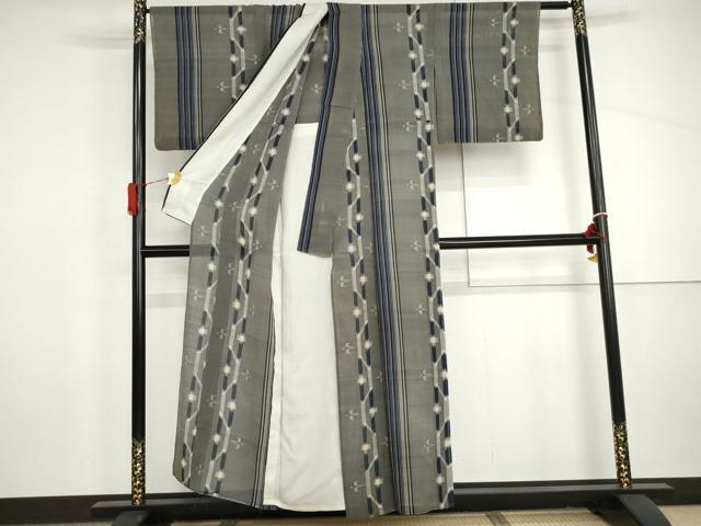 平和屋着物＊夏物　紗紬　琉球絣文様　正絹　逸品　AABI9726cs