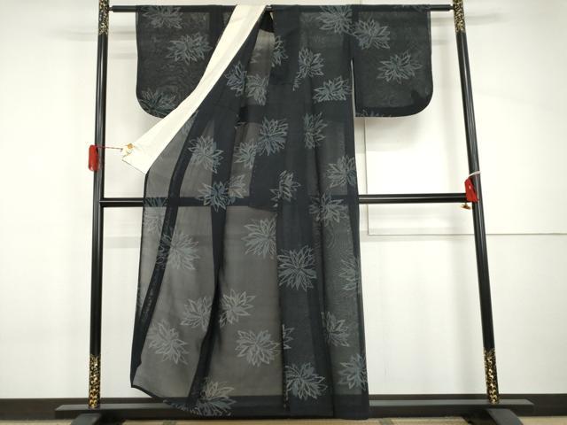 平和屋着物＊夏物　紗紬　舞花文　濃紺地　正絹　逸品　AABI9811cs
