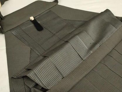 平和屋着物＊夏物　男性　行灯袴　縦絽　縞　正絹　逸品　AABI9918jd