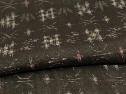 平和屋着物＊夏物　上布　紗　琉球絣文　黒地　麻　逸品　AABI9963jd