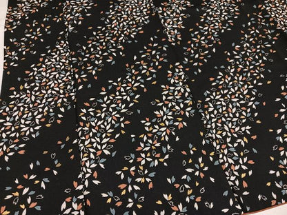 平和屋着物●上質な小紋 夜桜 黒地 金彩 三越扱い 正絹 逸品 AABJ0027ph