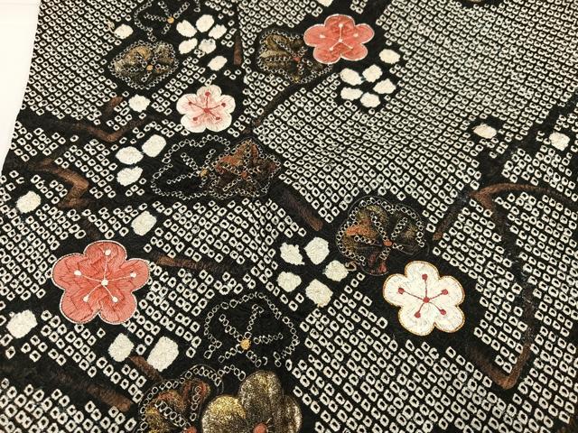 平和屋着物●訪問着　駒刺繍　絞り　枝梅　黒地　金銀彩　正絹　逸品　AABJ0033ph