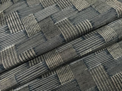 平和屋着物●上質な紬　幾何学文様　正絹　逸品　AABJ0036ph