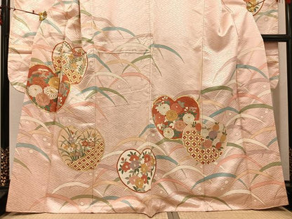 平和屋着物●豪華振袖　駒刺繍　草花文　金彩　正絹　逸品　AABJ0084ph