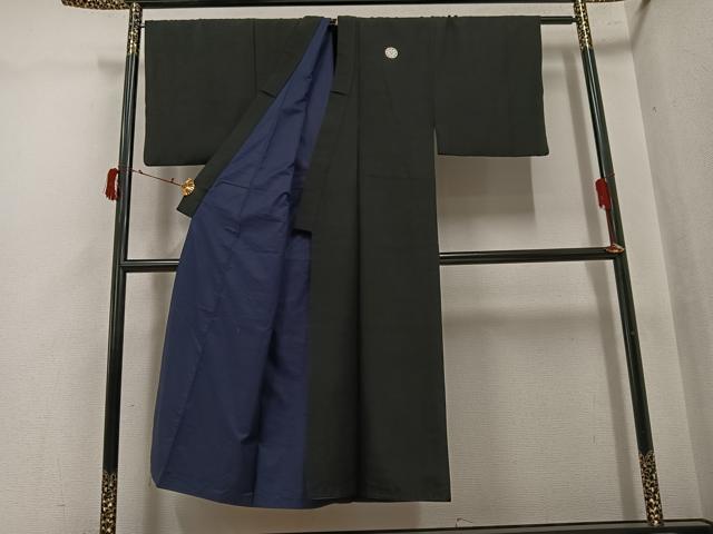 平和屋着物●男性　黒紋付　正絹　逸品　AABJ0091ph