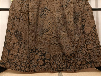 平和屋着物●訪問着　本場大島紬　絣百撰　鳥獣花文　恵積五郎作　たとう紙付き　正絹　逸品　AABJ0099ph