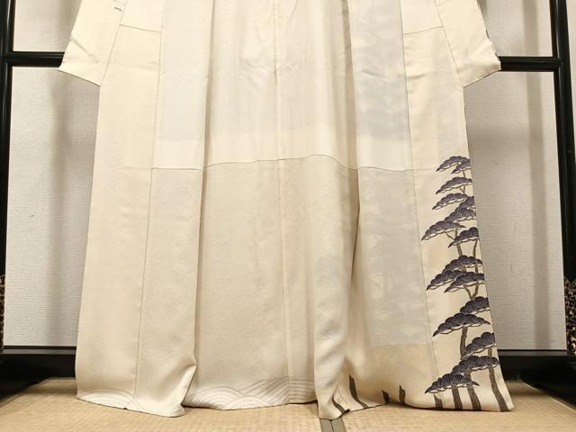 平和屋着物●田中勇吉の弟子　日本工芸会正会員　吉田喜八郎　訪問着　松　正絹　逸品　AABJ0103ph