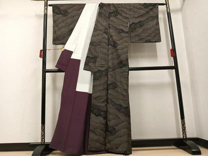 平和屋着物●本場大島紬　カタス9マルキ　更紗唐草文　正絹　逸品　AABJ0113ph