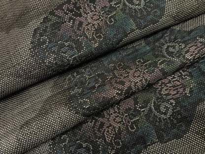 平和屋着物●本場大島紬　カタス9マルキ　更紗唐草文　正絹　逸品　AABJ0113ph