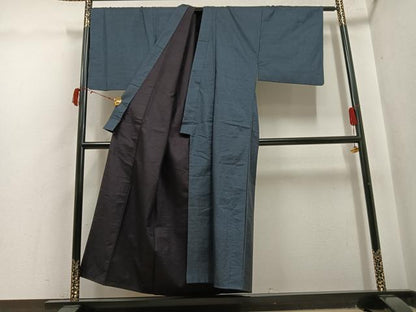 平和屋着物●男性　本場大島紬　アンサンブル　長襦袢(袷)セット　100亀甲　総詰め　正絹　逸品　AABJ0133ph