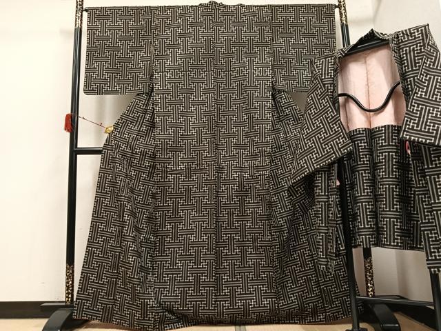平和屋着物●本場大島紬　龍郷絣　秋名バラ　アンサンブル　正絹　逸品　AABJ0147ph