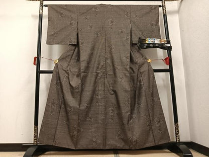 平和屋着物●本場大島紬　古代染色　純泥染　カタス9マルキ　草花文　照節雄作　証紙付き　正絹　逸品　AABJ0150ph