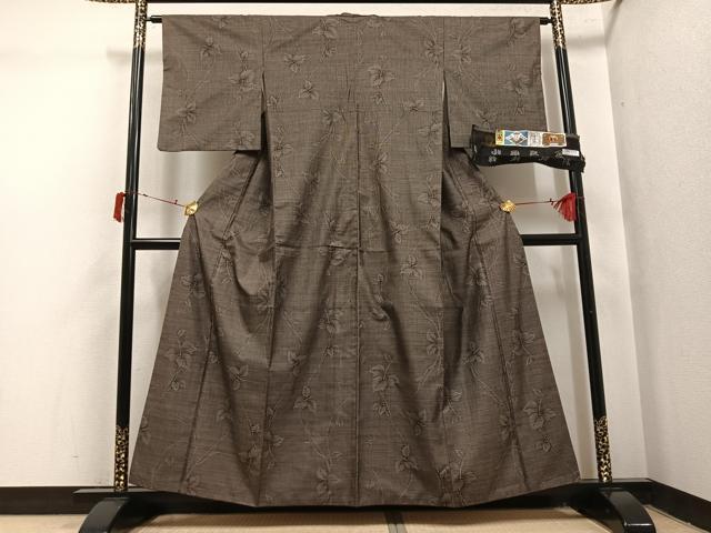 平和屋着物●本場大島紬　古代染色　純泥染　カタス9マルキ　草花文　照節雄作　証紙付き　正絹　逸品　AABJ0150ph