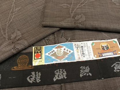 平和屋着物●本場大島紬　古代染色　純泥染　カタス9マルキ　草花文　照節雄作　証紙付き　正絹　逸品　AABJ0150ph