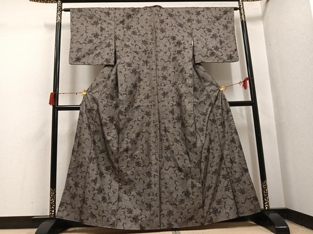 平和屋着物●本場大島紬　カタス9マルキ　更紗唐草文　正絹　逸品　AABJ0154ph