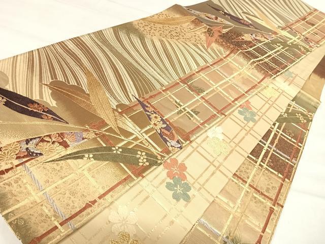 平和屋着物◎六通柄袋帯　唐織　舞蝶文　金糸　正絹　逸品　AABJ0479yx