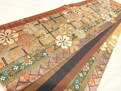 平和屋着物◎六通柄袋帯　唐織　舞桜文　金糸　正絹　逸品　AABJ0550yx