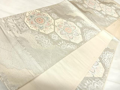 平和屋着物◎六通柄袋帯　唐織　立波蜀江花文　銀糸　正絹　逸品　AABJ0675yx