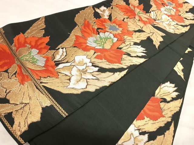 平和屋着物◎六通柄袋帯　唐織　草花文　黒地　金糸　正絹　逸品　AABJ0706yx