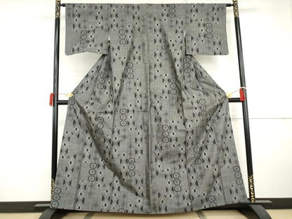 平和屋着物●本場大島紬　カタス9マルキ　花菱文　黒地　正絹　逸品　AABJ0912cs