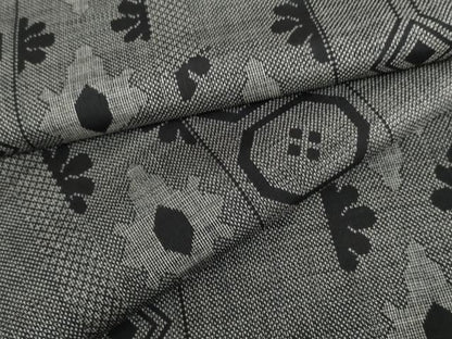 平和屋着物●本場大島紬　カタス9マルキ　花菱文　黒地　正絹　逸品　AABJ0912cs