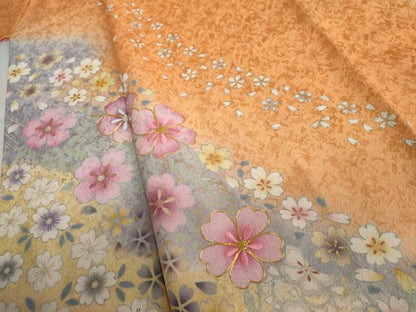 平和屋着物●豪華振袖　駒刺繍　流水舞花文　暈し染め　金銀彩　銀通し地　正絹　逸品　AABJ0925cs
