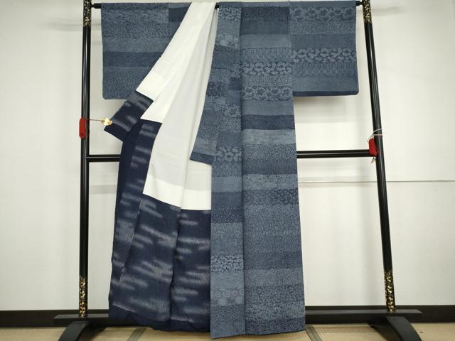 平和屋着物●藍造り国選定無形文化財　藍師・佐藤昭人　江戸小紋　百柄　藍　吉祥横段文　正絹　逸品　AABJ0939cs
