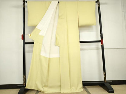 平和屋着物●上質な色無地　淡黄色　正絹　逸品　AABJ0947cs