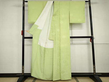 平和屋着物●上質な色無地　亀甲花地紋　若菜色　正絹　逸品　AABJ0957cs