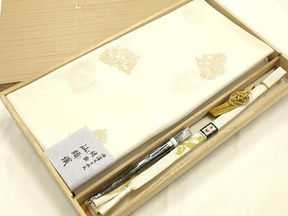 平和屋本店●和装小物　帯締め・帯揚げ・扇子セット　礼装用　高麗組 綾出し　縫取汕頭織　丹後ちりめん　逸品　未使用　AABJ1142ay