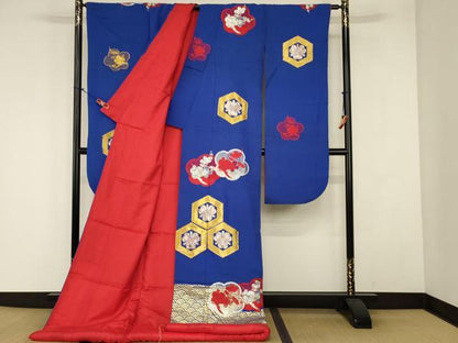 平和屋本店●色打掛　和装　婚礼　花嫁　結婚式　神社挙式　亀甲花文　駒刺繍　逸品　AABJ1215ou