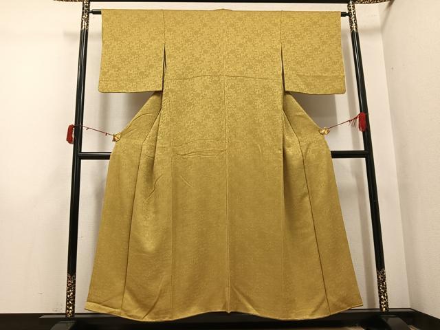 平和屋着物●ファッションブランド　CELINE　セリーヌ　色無地　花唐草地紋　桑染色　正絹　逸品　AABJ1254ph