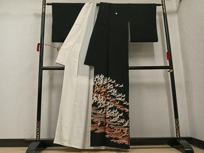 平和屋着物●金彩友禅　卓越技能者・名工・和田光正　黒留袖　群鶴松　金銀彩　正絹　逸品　AABJ1256ph