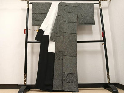 平和屋着物●上質な小紋　総絞り　段違い　黒地　金通し地　正絹　逸品　AABJ1257ph