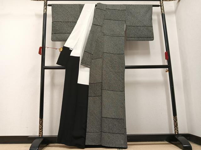 平和屋着物●上質な小紋　総絞り　段違い　黒地　金通し地　正絹　逸品　AABJ1257ph