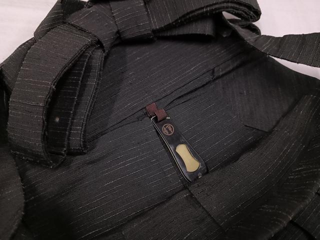 平和屋着物●男性　馬乗り袴　紬地　黒地　正絹　逸品　AABJ1280ph