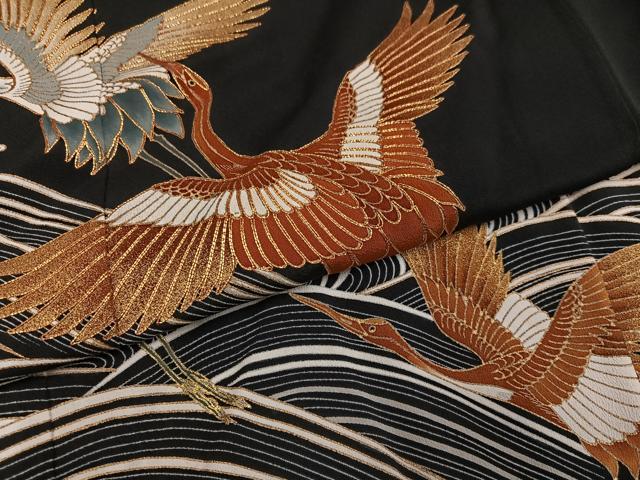 平和屋着物●創業460年・千總　黒留袖　駒刺繍　群鶴立波文　金彩　三越扱い　正絹　逸品　AABJ1282ph