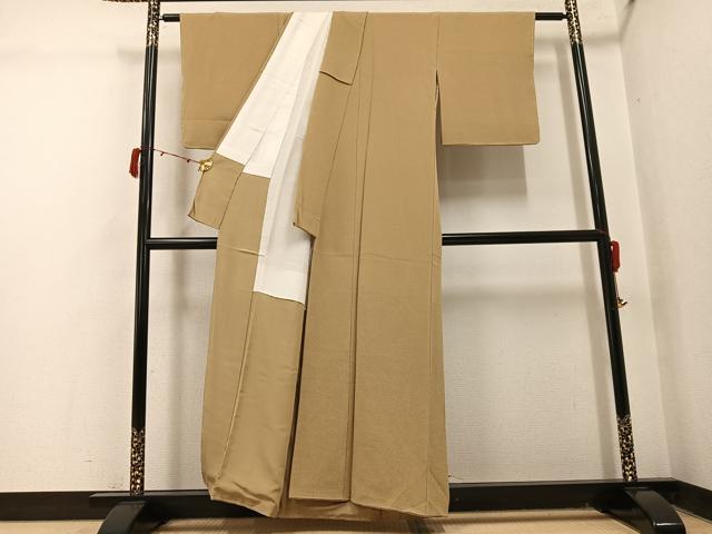 平和屋着物●上質な色無地　榛色　鬼しぼ縮緬　正絹　逸品　AABJ1291ph