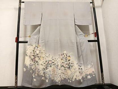 平和屋着物●田中勇吉の弟子　日本工芸会正会員　吉田喜八郎　色留袖　草花文　正絹　逸品　AABJ1293ph