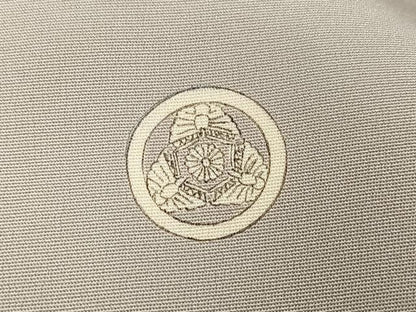 平和屋着物●田中勇吉の弟子　日本工芸会正会員　吉田喜八郎　色留袖　草花文　正絹　逸品　AABJ1293ph