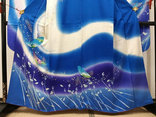 平和屋着物●絵本作家　永田萌　振袖　風景舞蝶文　暈し染め　金銀彩　正絹　逸品　AABJ1300ph