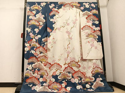 平和屋着物●豪華振袖　駒刺繍　梅松文　金彩　正絹　逸品　AABJ1303ph