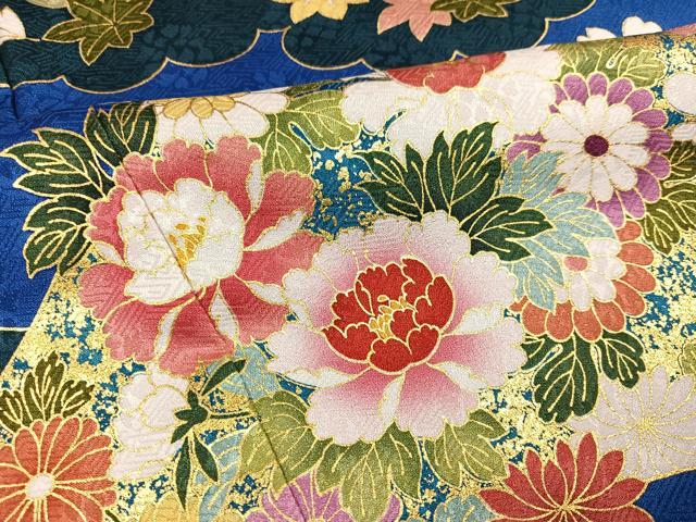 平和屋着物●豪華振袖　駒刺繍　風景草花文　暈し染め　金彩　正絹　逸品　AABJ1307ph