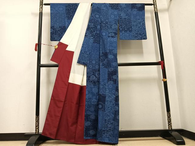 平和屋着物●上質な小紋　紬地　本藍　花唐草文　正絹　逸品　AABJ1319ph