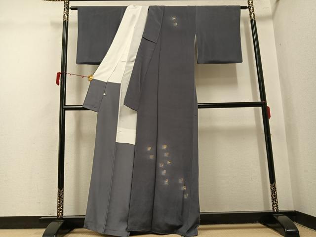 平和屋着物●訪問着　竹屋町刺繍　色紙兎文　鬼しぼ縮緬　正絹　逸品　AABJ1323ph