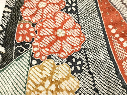 平和屋着物●豪華振袖　絞り　舞花文　金彩　正絹　逸品　AABJ1324ph