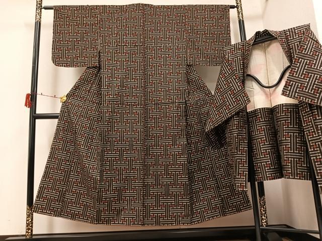 平和屋着物●本場大島紬　龍郷絣　秋名バラ　アンサンブル　正絹　逸品　未使用　AABJ1363ph